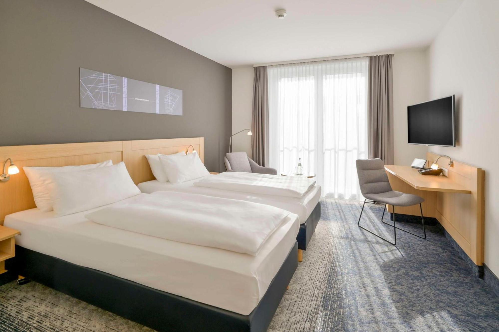 Park Inn by Radisson Papenburg Bagian luar foto