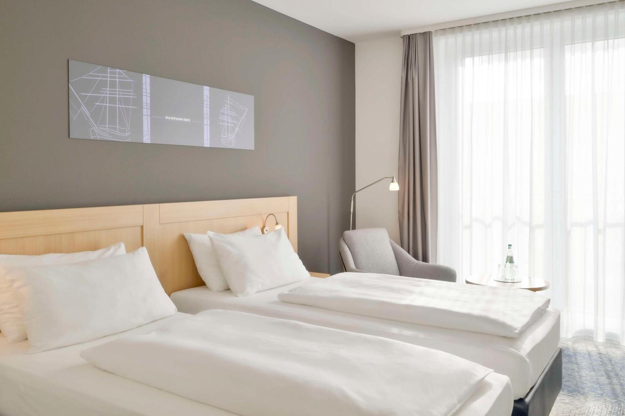 Park Inn by Radisson Papenburg Bagian luar foto