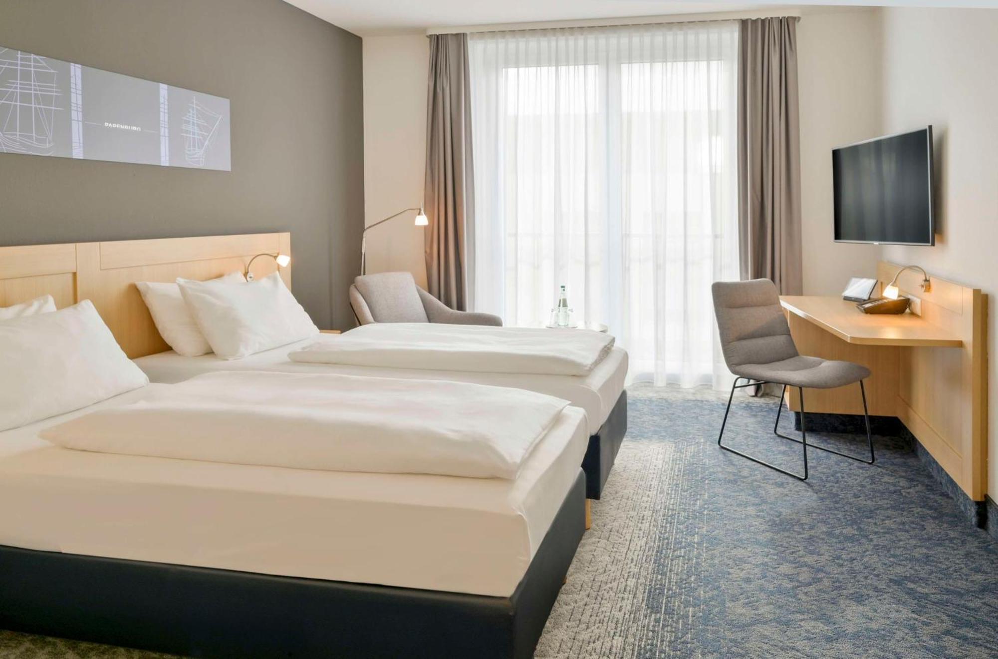 Park Inn by Radisson Papenburg Bagian luar foto